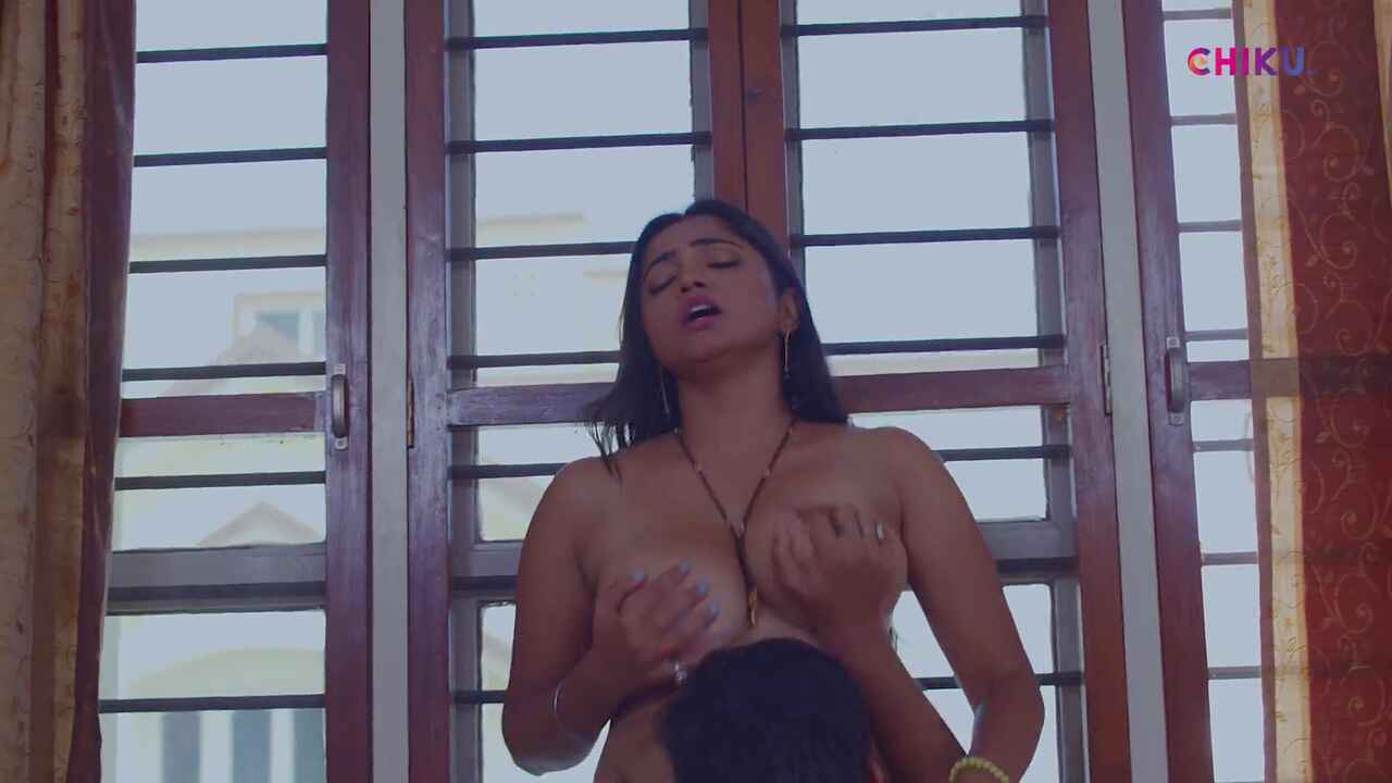Panty Chor 2023 Chiku App Hindi Sex Web Series Episode 2