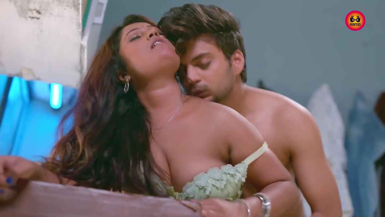 Adhuri Aas 2 2023 Hunters Originals Hindi Sex Web Series Ep 2